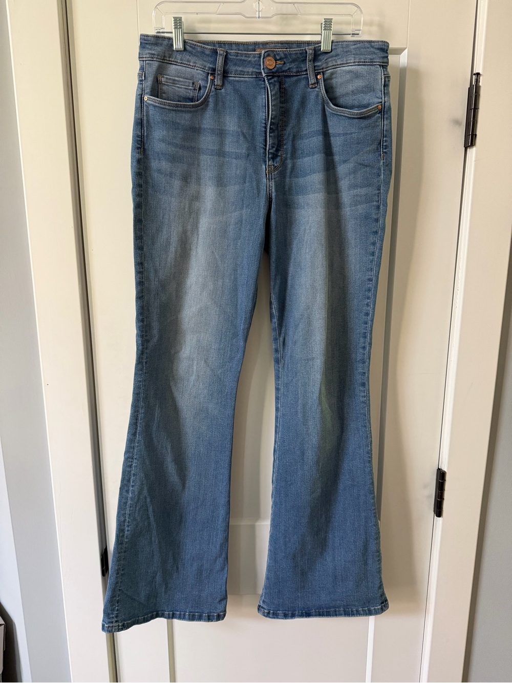 Kut from the Kloth Ana High Rise Flare Medium Wash Jeans